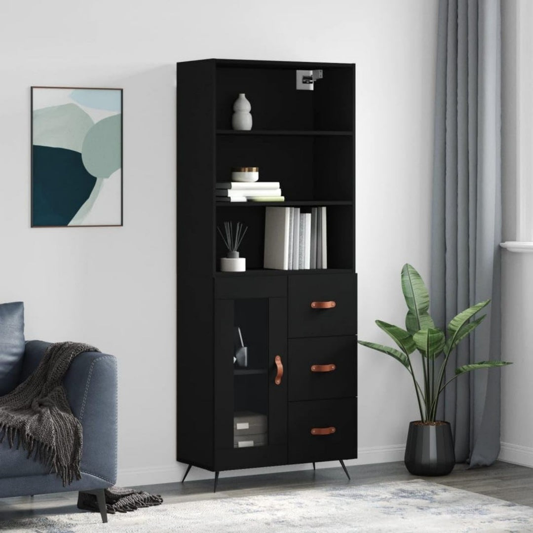 Eine Wandmontage und geschlossenen Stauraum an dem Hochschrank