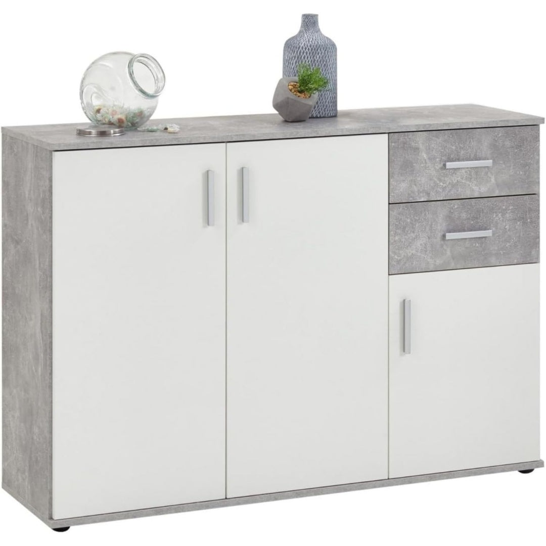 Kunststofffuesse treffen bei dem Sideboard auf Schubladen